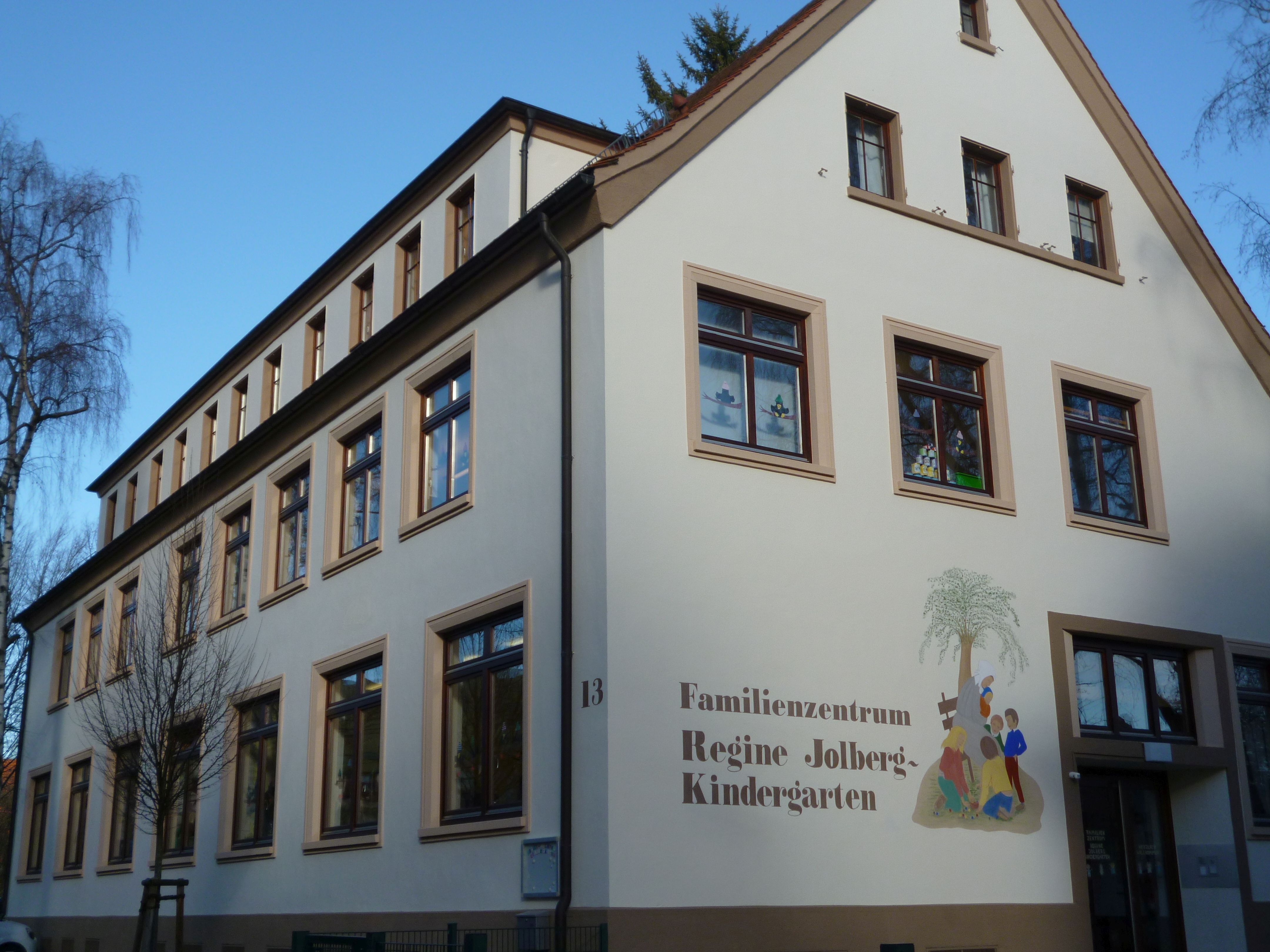 
    
            
                    Familienzentrum Regine-Jolberg
                
        
